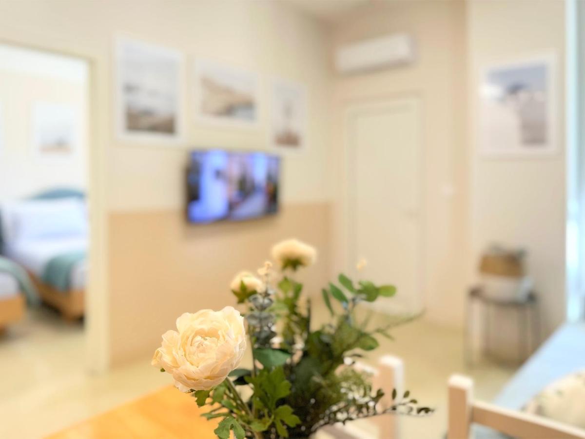 13 Eur For Monthly Stay - Home By The Sea - Hbs Golem  Esterno foto