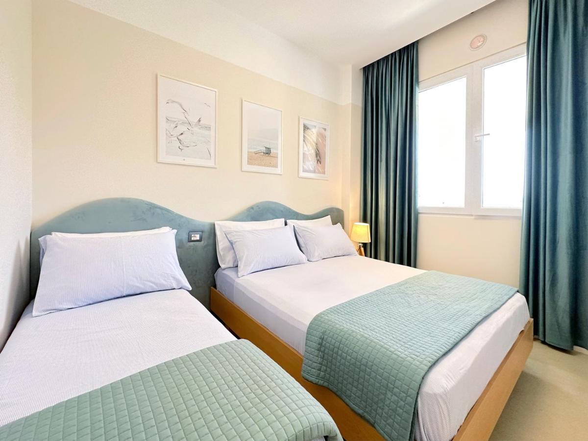 13 Eur For Monthly Stay - Home By The Sea - Hbs Golem  Esterno foto