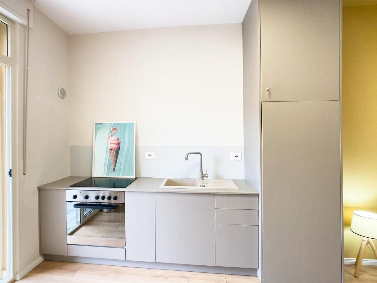 13 Eur For Monthly Stay - Home By The Sea - Hbs Golem  Esterno foto