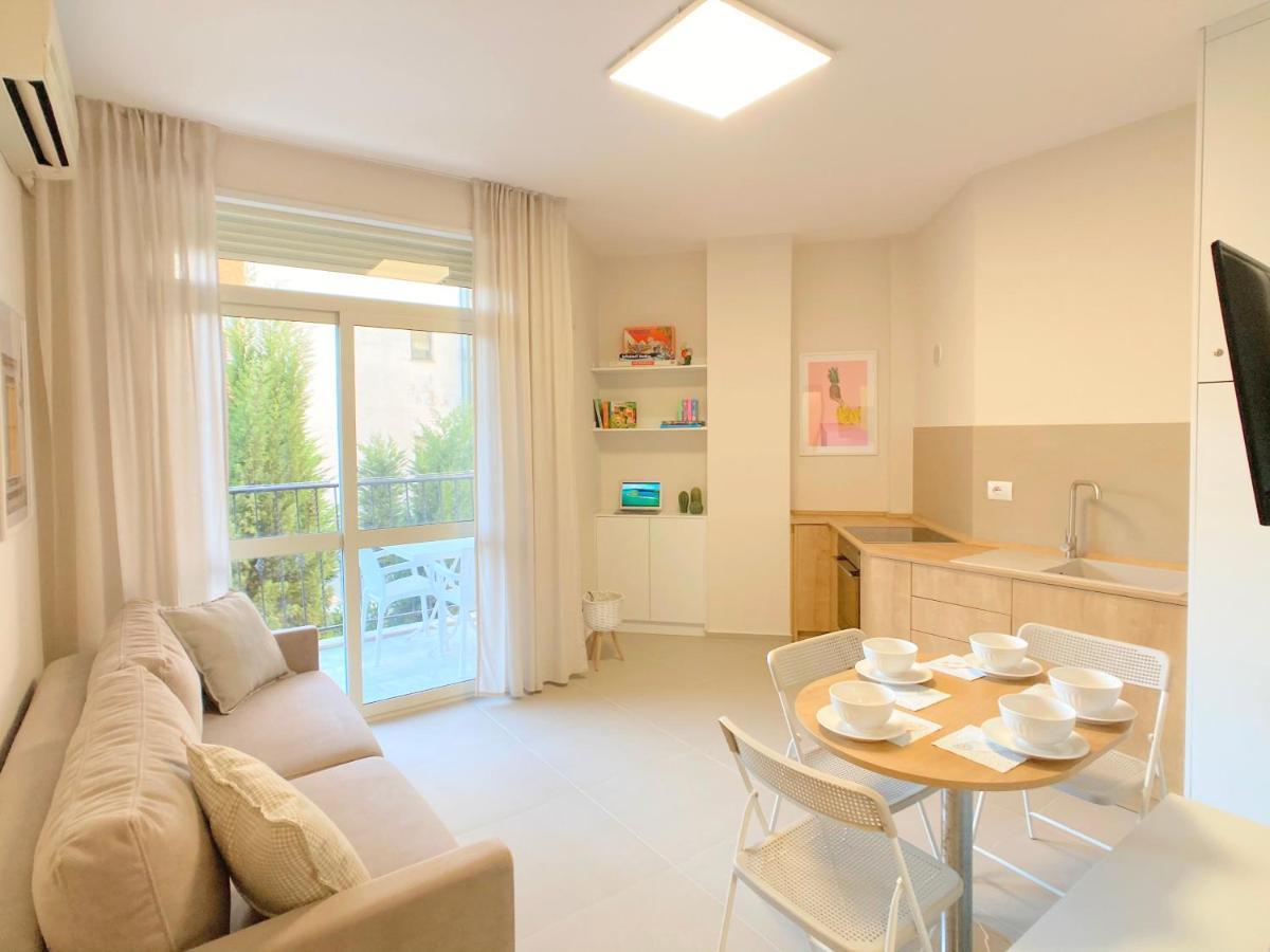 13 Eur For Monthly Stay - Home By The Sea - Hbs Golem  Esterno foto