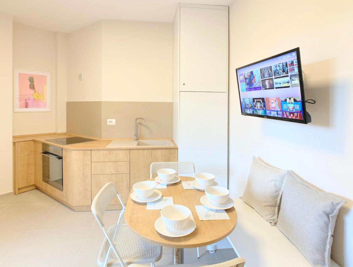 13 Eur For Monthly Stay - Home By The Sea - Hbs Golem  Esterno foto